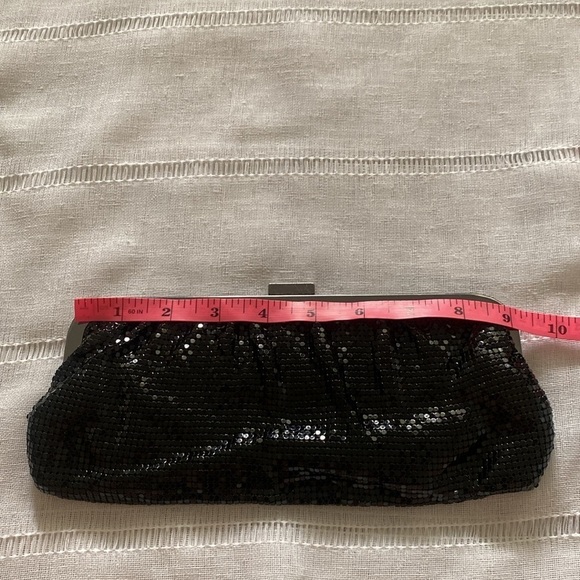 Express Y2K mesh evening clutch in black. - Picture 8 of 12